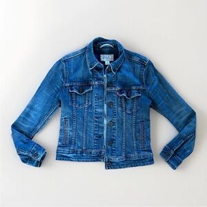 Levi’s San Francisco Women’s Trucker Jacket Size Small Blue Jeans Denim Cotton